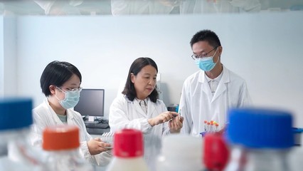 仁会生物左亚军带领团队研发谊生泰,实现中国糖尿病创新药零突破